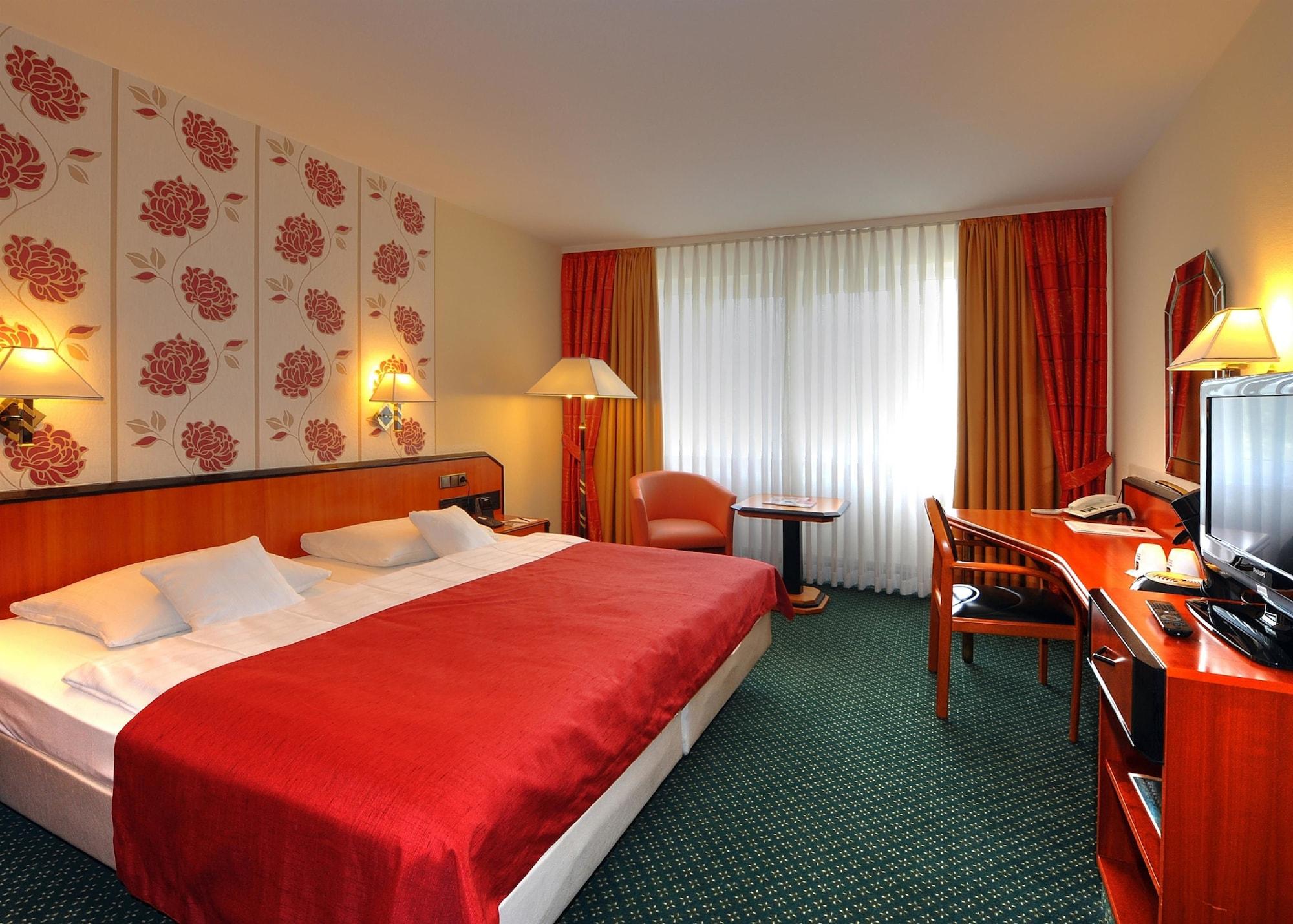 Best Western Plus Delta Park Hotel MHG Exterior foto