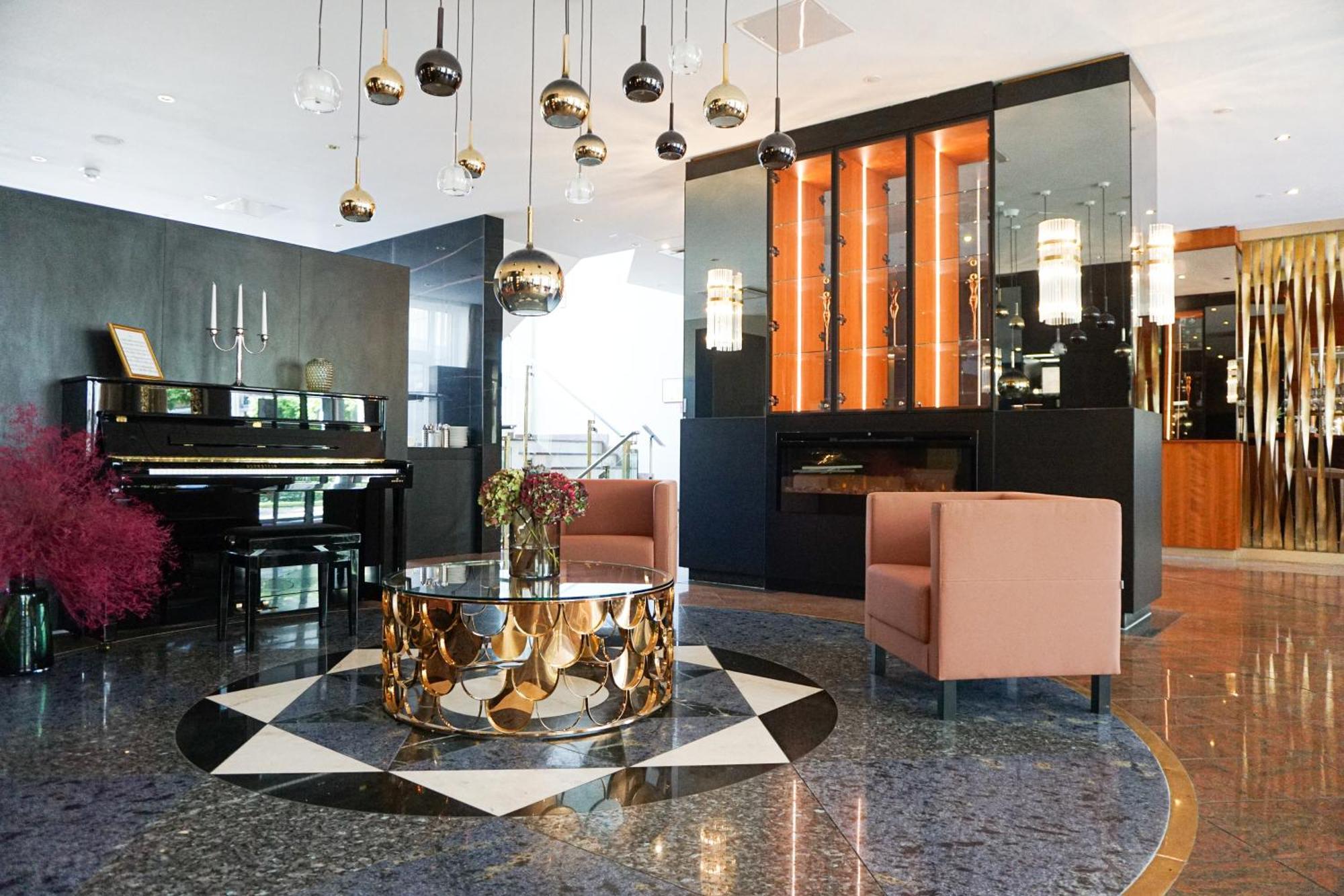 Best Western Plus Delta Park Hotel MHG Exterior foto