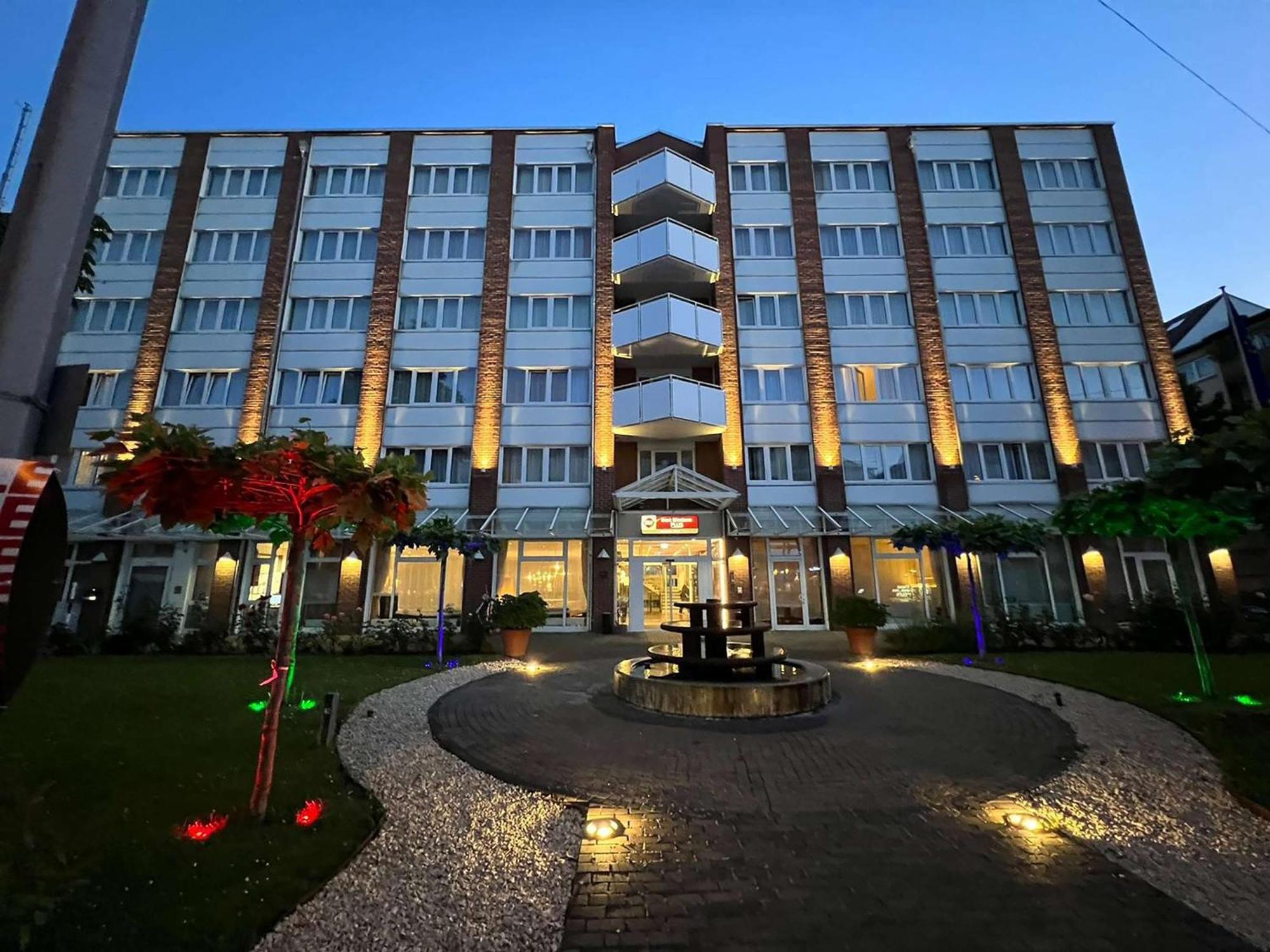 Best Western Plus Delta Park Hotel MHG Exterior foto