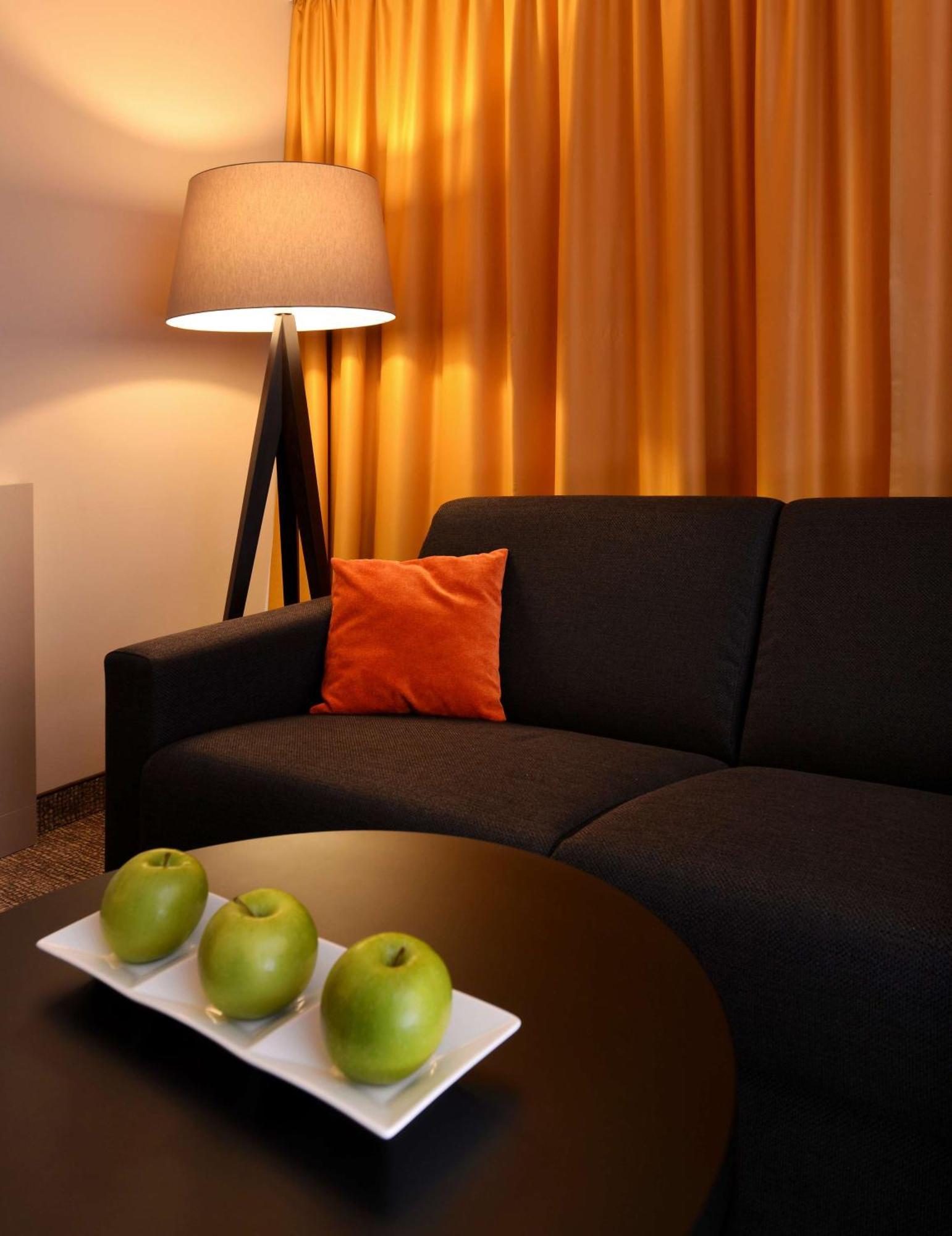 Best Western Plus Delta Park Hotel MHG Exterior foto